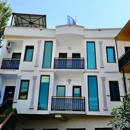 Hotel Aisi Koutaïssi Extérieur photo