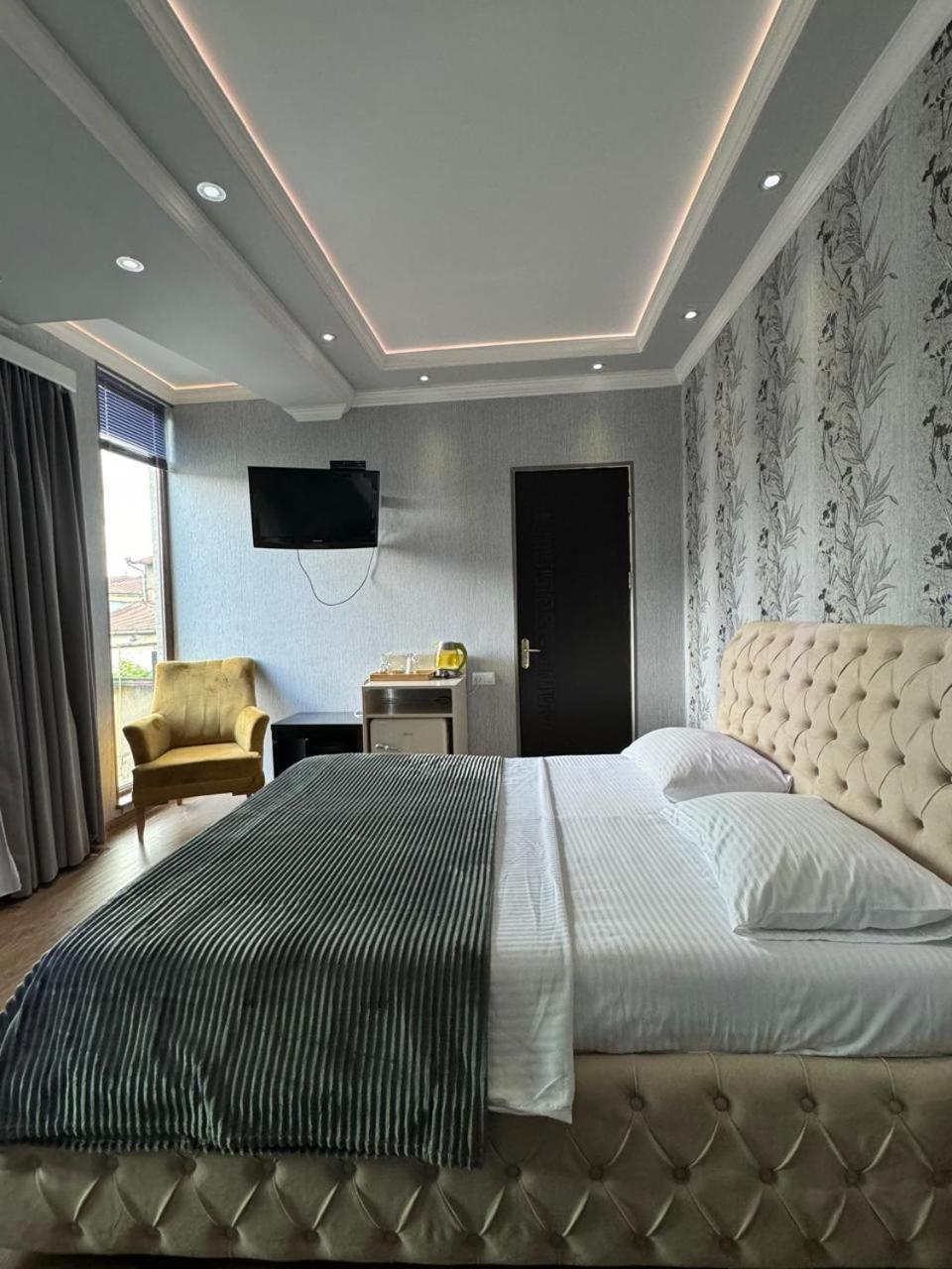 Hotel Aisi Koutaïssi Extérieur photo