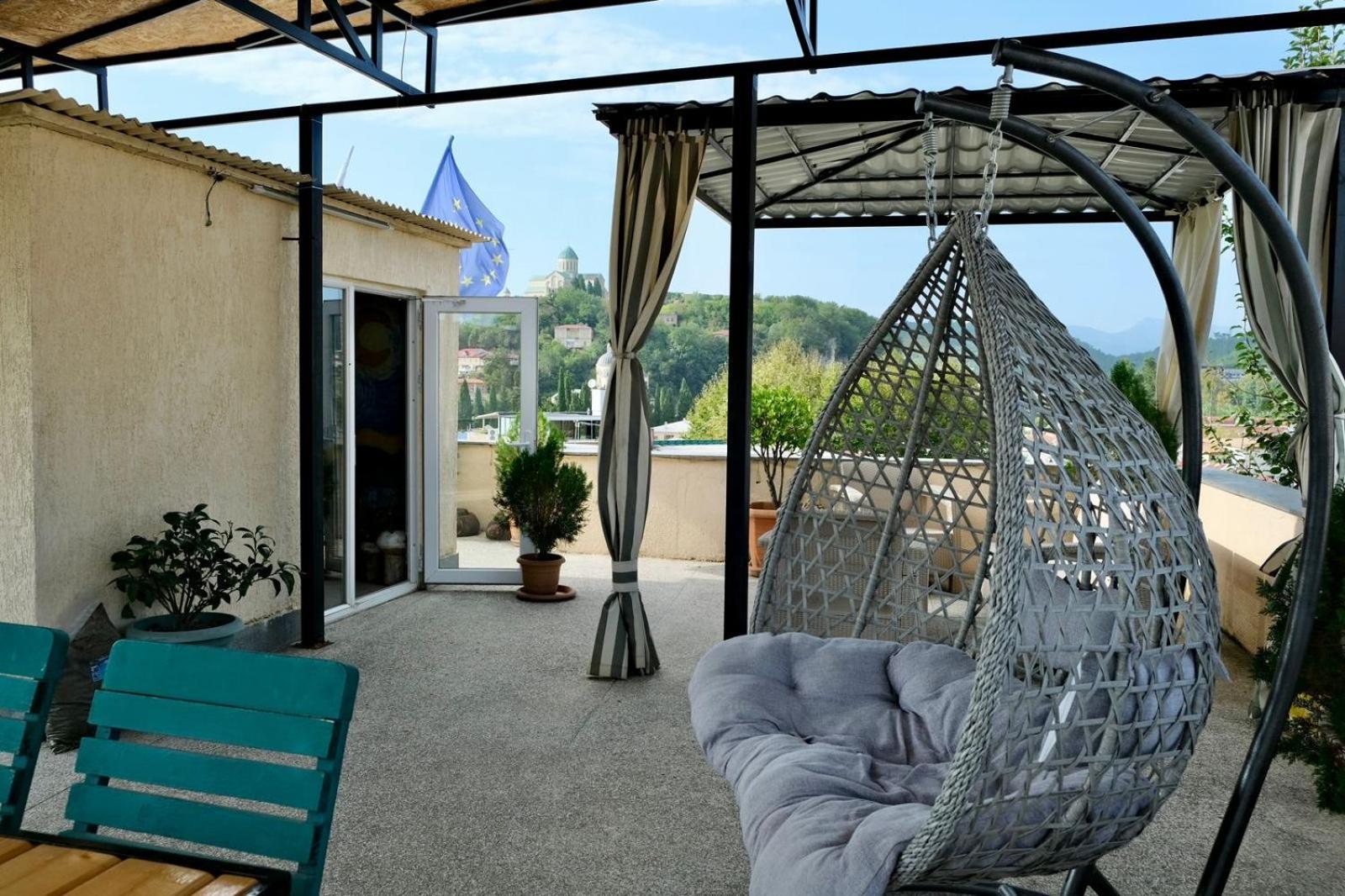 Hotel Aisi Koutaïssi Extérieur photo