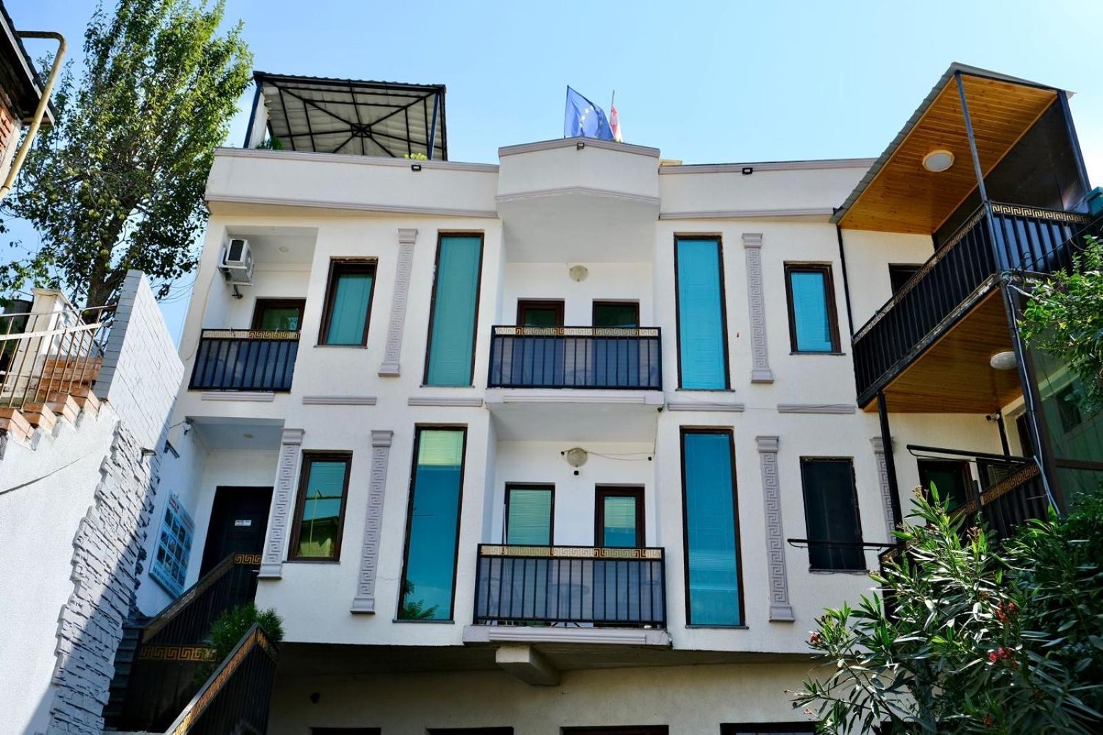Hotel Aisi Koutaïssi Extérieur photo