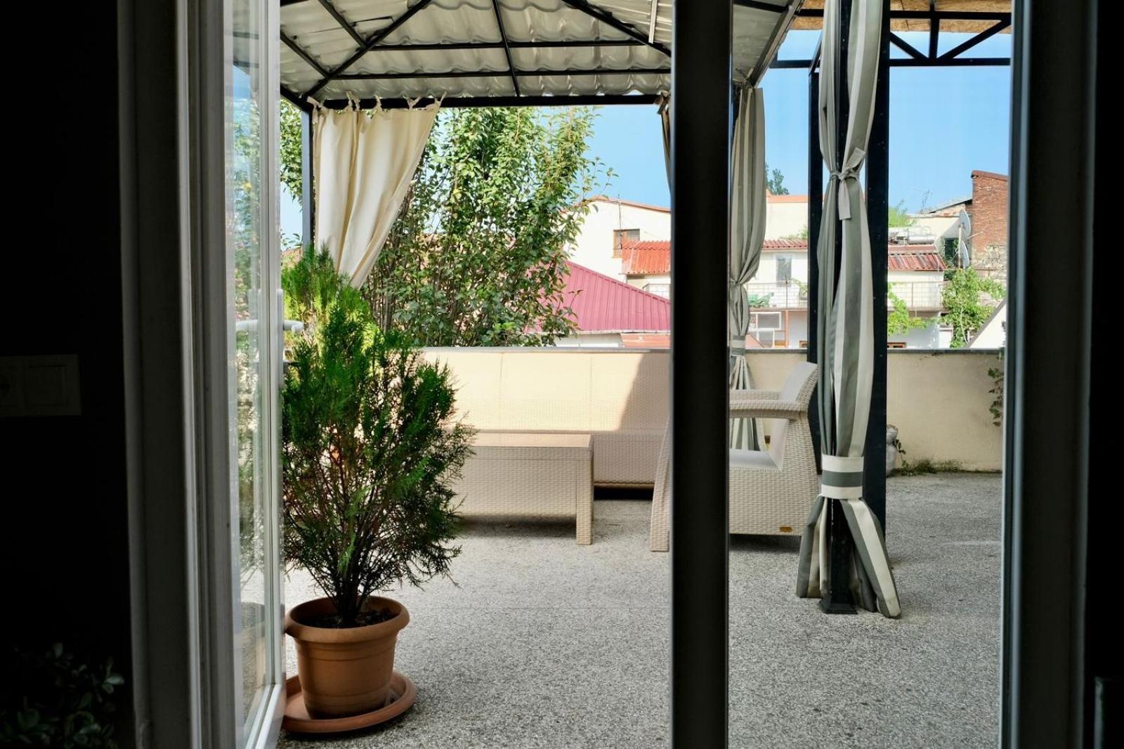 Hotel Aisi Koutaïssi Extérieur photo